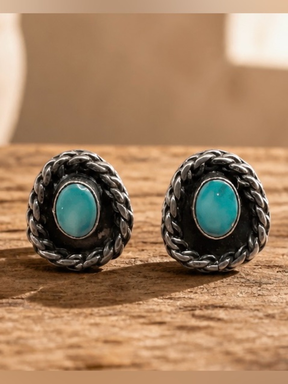 Vintage Native American Turquoise Rope-Edge Silver Stud Screw back Earrings